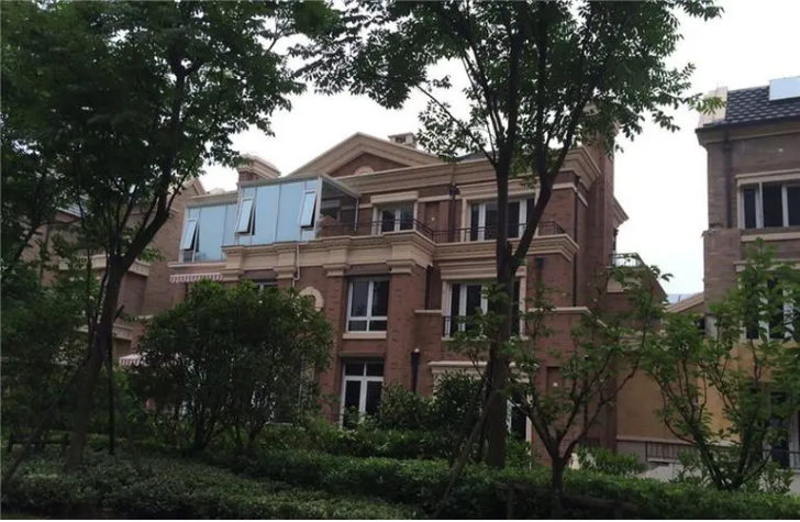 保利紫晶山別墅